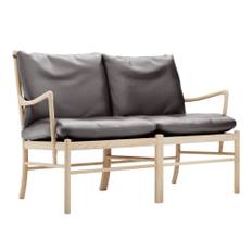 Carl Hansen - OW149-2 - Colonial Sofa, Vitoljad Ek, Lädergrupp B Thor - 306 - Sofaer - Ole Wanscher - Brun