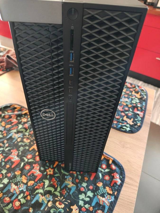 Kraftfull Gaming-PC / Workstation – AMD RX 580 (8GB) & Xeon 8-Core