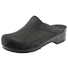 Sanita | Karl Textured Oil Mule Clog | Original Handmade Flexible Leather Clog for Men | Anatomical shaped footbed with soft foam | Shock absorbing heel | Svart | 41 EU