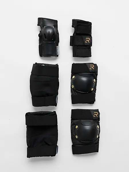 Revolution J Protection SET Hjälmar & Skydd Black - Large