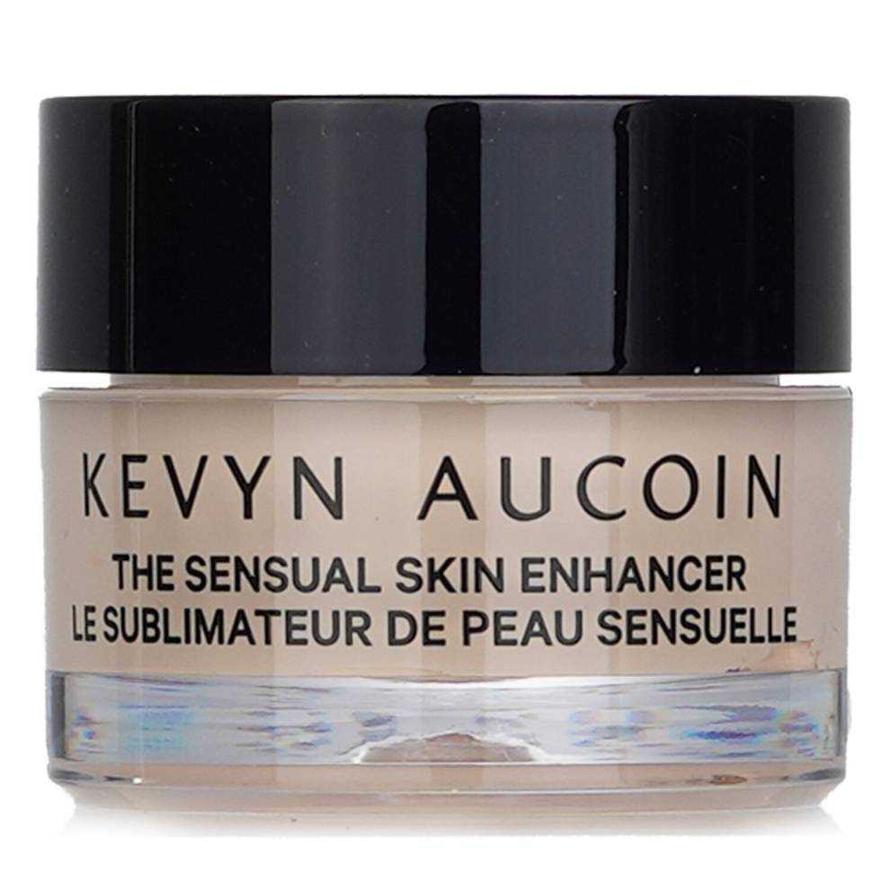 Kevyn Aucoin The Sensual Skin Enhancer, SX 01 (Ljus) nyans: Jämnar ut hudtonen. Allt-i-ett foundation, concealer, highlighter och contour.