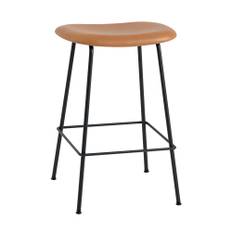 Muuto - Fiber Bar Stool Tube Base 65 cm Refine Leather Cognac/Black - Barstolar - Iskos-Berlin - Brun - Metall/Syntetiskt