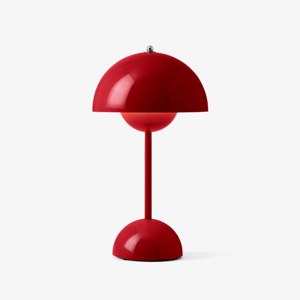 &Tradition Flowerpot Portable Table Lamp VP9 Vermilion Red