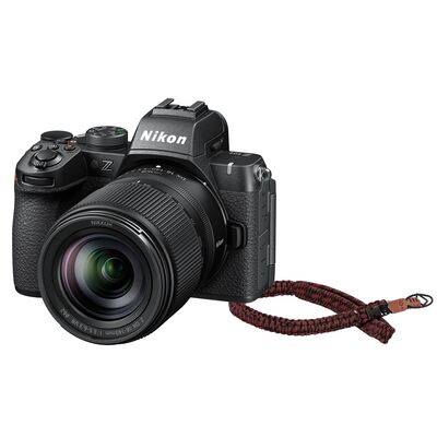 Nikon Z50 II + DX 18-140 VR + gratis C-Rope-kamerarem The Traveler 125 cm Red Dots