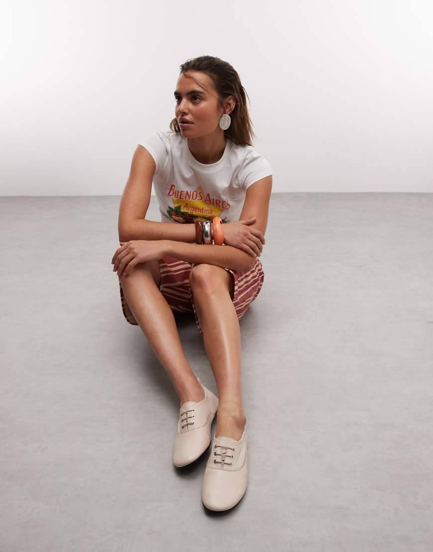 ASOS DESIGN - Myriad - Premium - Råhvide flade sko med snørebånd i læder - 40