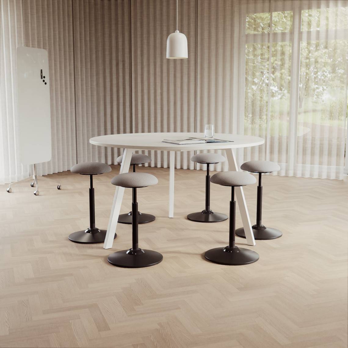 Konferencegruppe Viggo Rund + Comfort, Bordplade Hvid, Understel Hvid, Stol Grå.