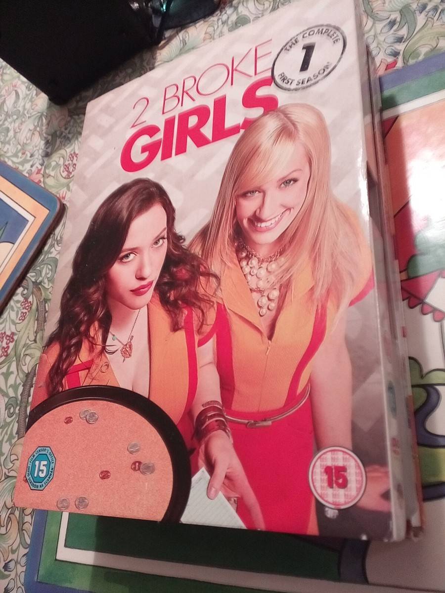 Two Broke Girls – Komplet Box Set Sæson 1-3 DVD