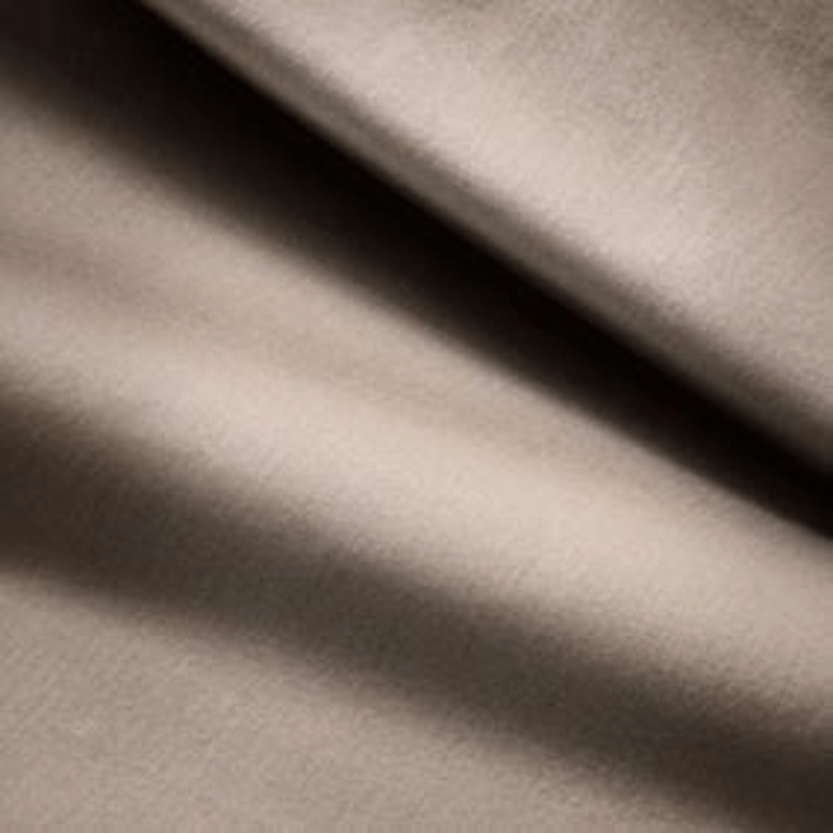 Hästens Satin Pure Spännlakan, 8 cm - 160x200 / Sand