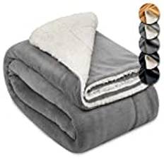 Beautissu Sherpa Täcke Filt 220x240cm Alina XXL Soffilt Ljusgrå/Vit – Tjockt Vintertäcke Fluffig Filt, Sofftäcke, Fleece-pläd Varmt Täcke med Shearling-look