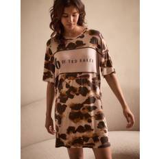 B by Ted Baker Leopard NIGHT T-shirtEU 36 (UK 8)