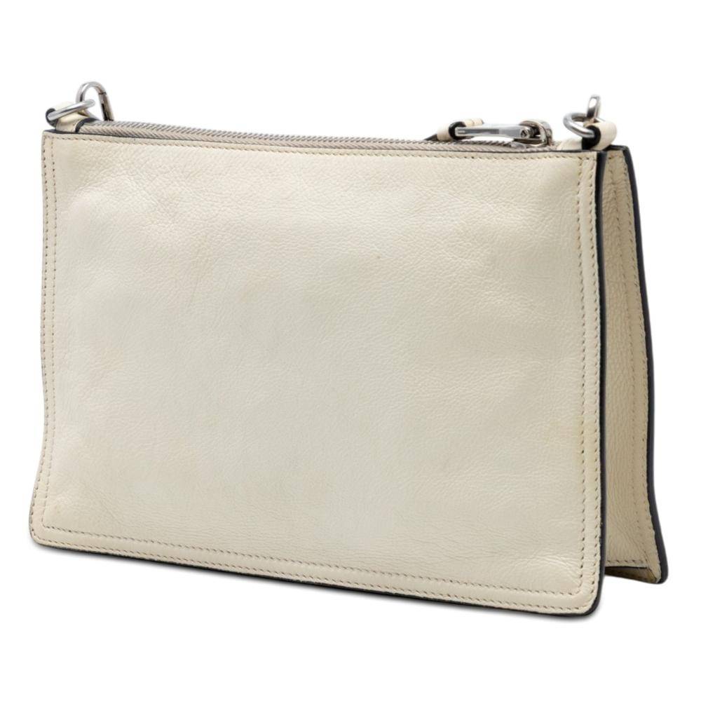 Prada Vintage Prada Crossbody Bag L 15cm x W 23cm x D 3cm - Crossbody Tasker hos Magasin.