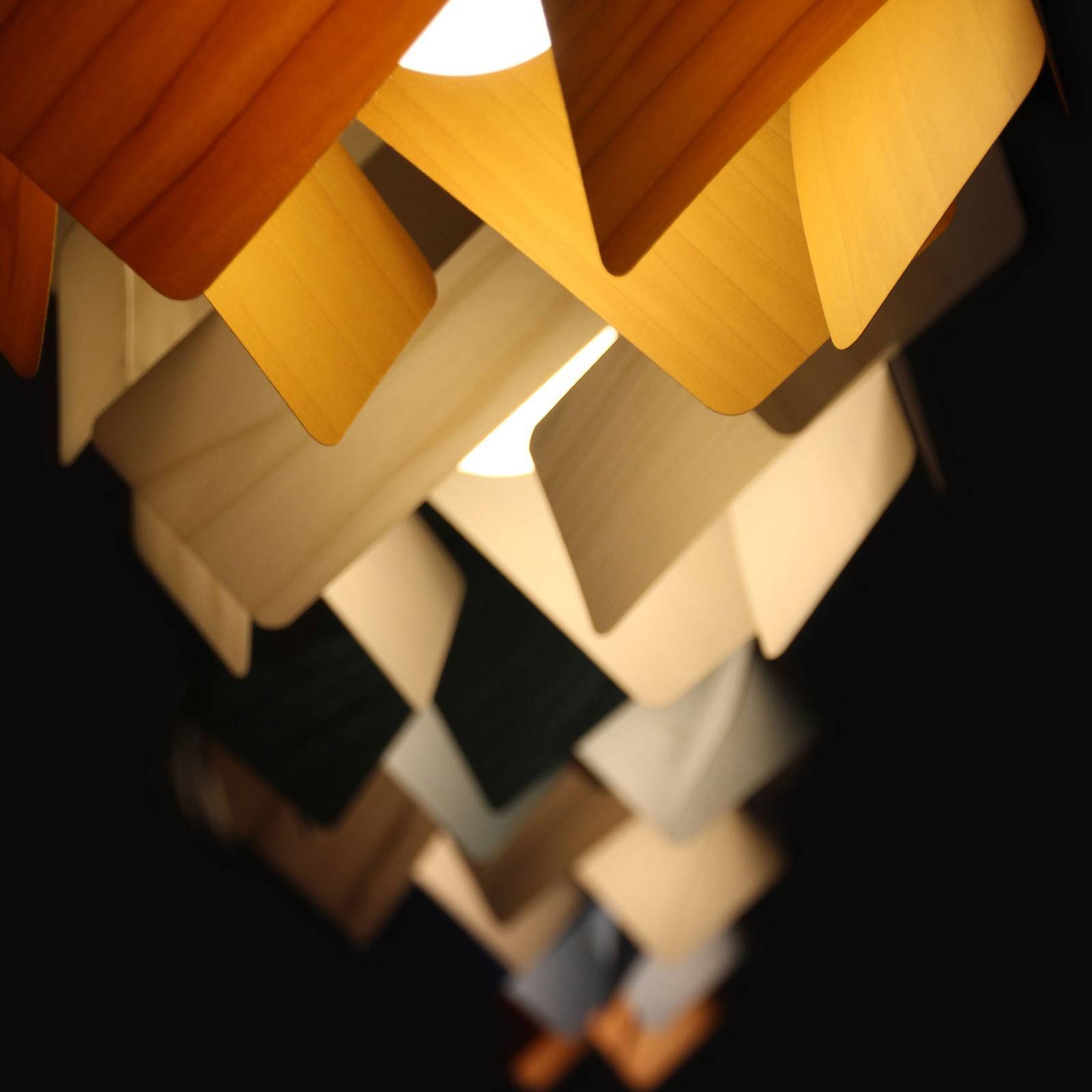 LZF LAMPS Designer hængelampe Escape, dæmpbar, Gul/orange, Stue/spisestue, Træ, Design