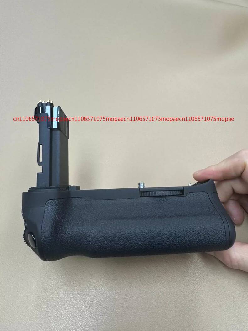 used for Canon BG-E20 Battery Grip for EOS 5D Mark IV DSLR camera-90%new