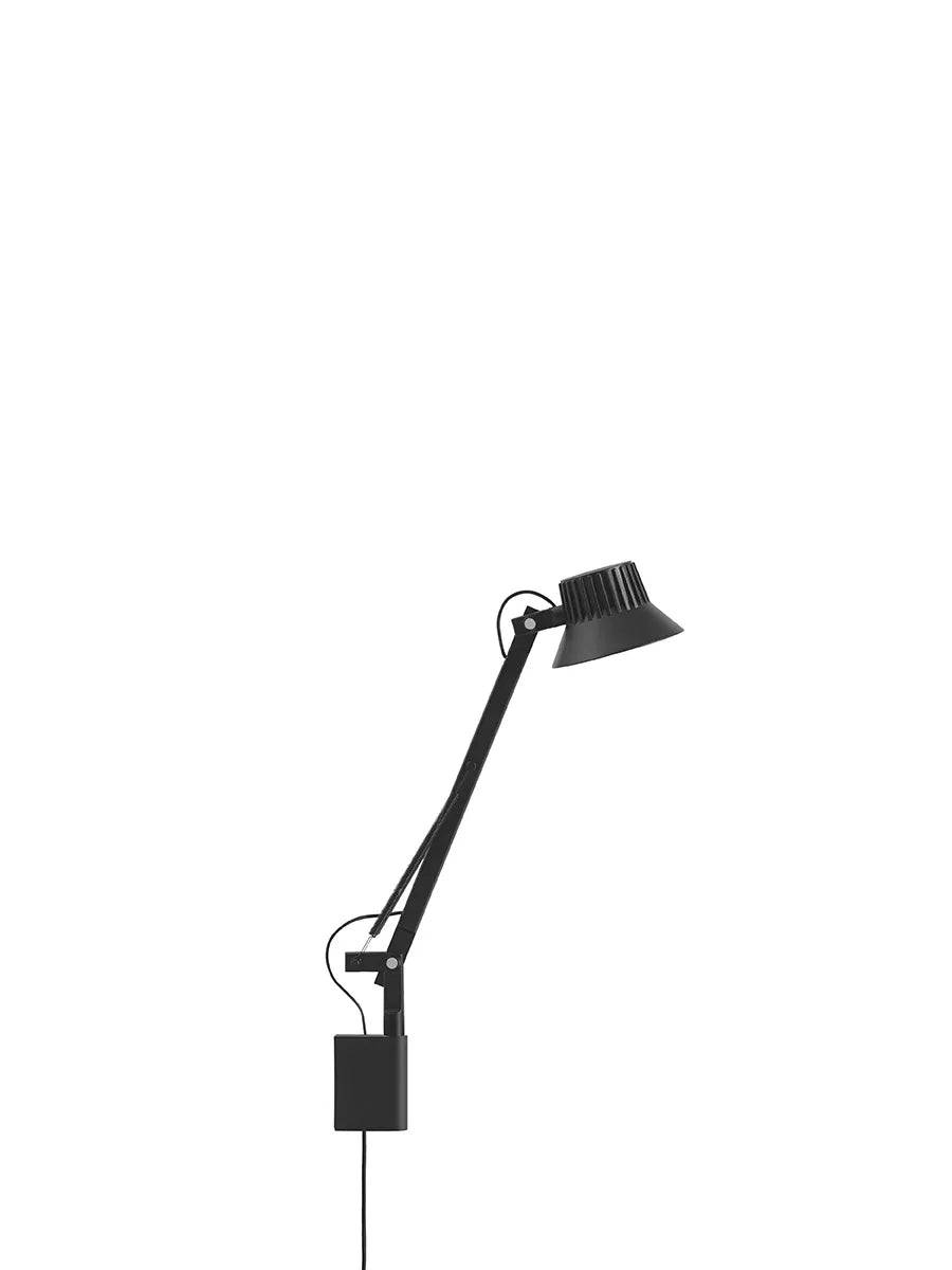 Dedicate S1 Væglampe fra Muuto Black - Jacobsen Plus