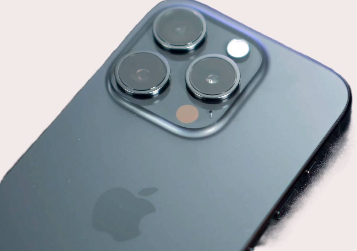 iPhone 15 Pro 256GB Black Titanium |Garanti 1år|  |Som ny|