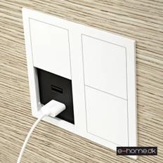 VersaHit double med 1 stk. 220V stik + 2 x USB