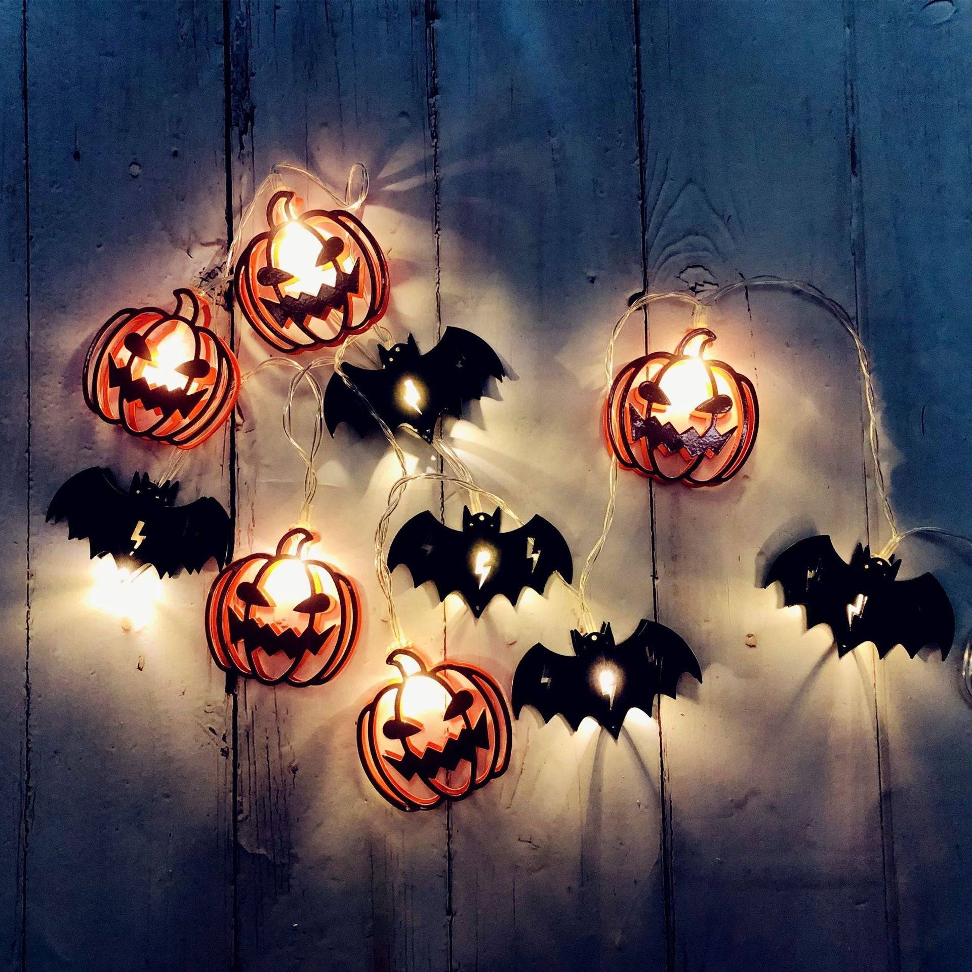 LED Halloween Garden Holiday Decoration Lights - Warm White / Pumpkins and Bats / 3m 20lights USB