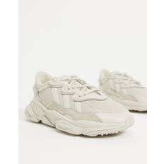 adidas Originals – Ozweego – beige sneakers-Neutral