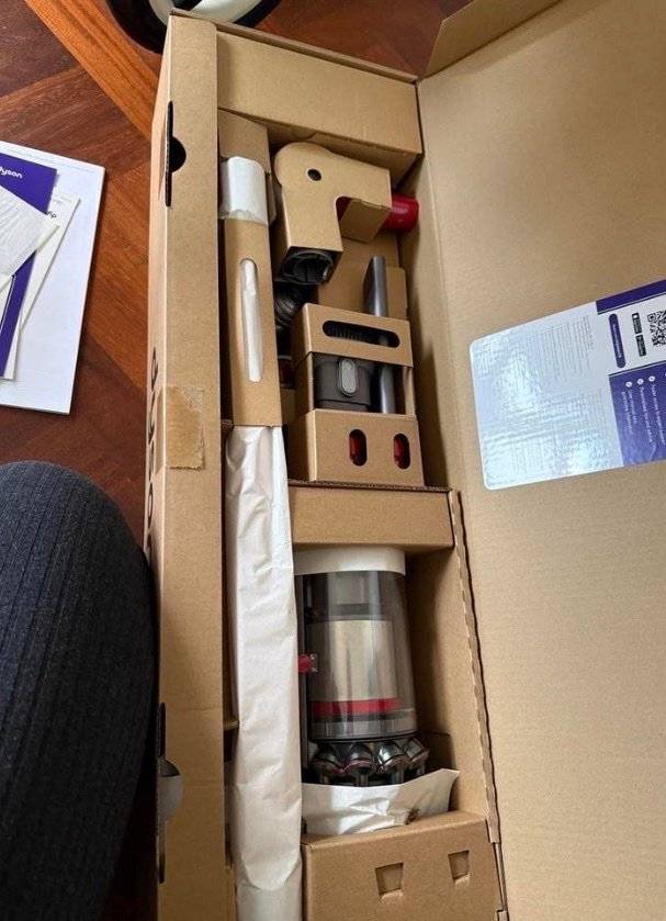 Dyson V10 Submarine sladdlös dammsugare Mopp Helt ny i låda