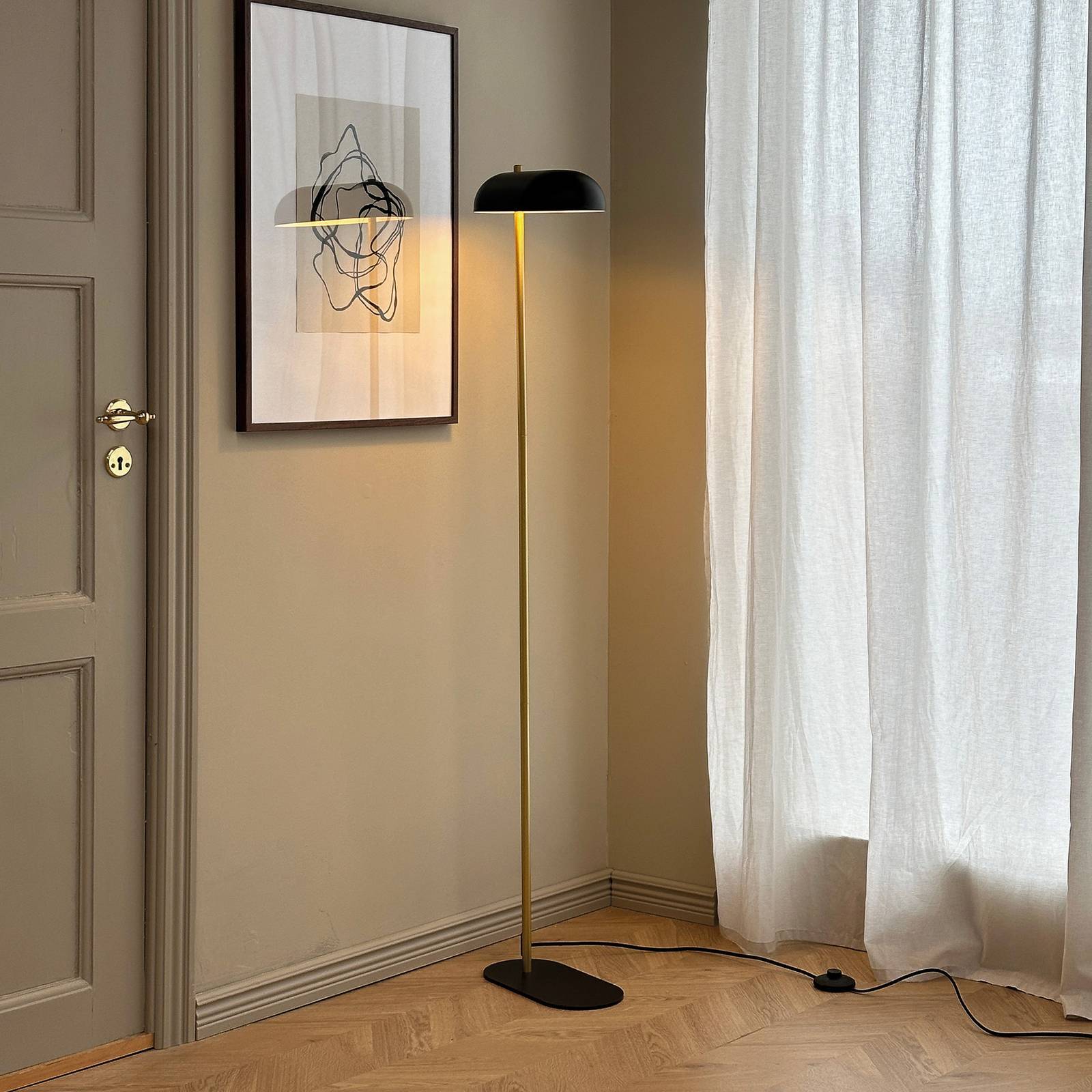 Dyberg Larsen Golvlampa Arch, Svart, Vardagsrum / matsal, Metall, Vintage, Golvlampa