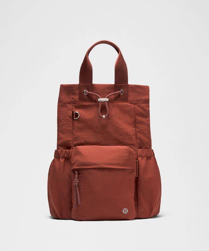 lululemon – 2-in-1-Bucket Bag mit Kordelzug in Cranberry Charm/Silver - One Size
