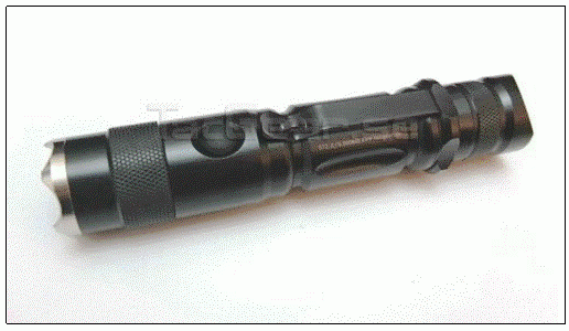 ST2 Taktisk Polis LED ficklampa