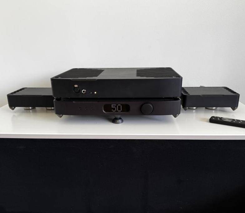 MSB The Discrete Pro DAC med 2x Discrete PSU.