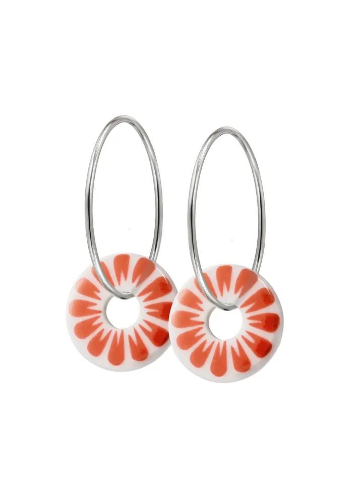 Scherning | Bloom Øreringe · Coral Red.