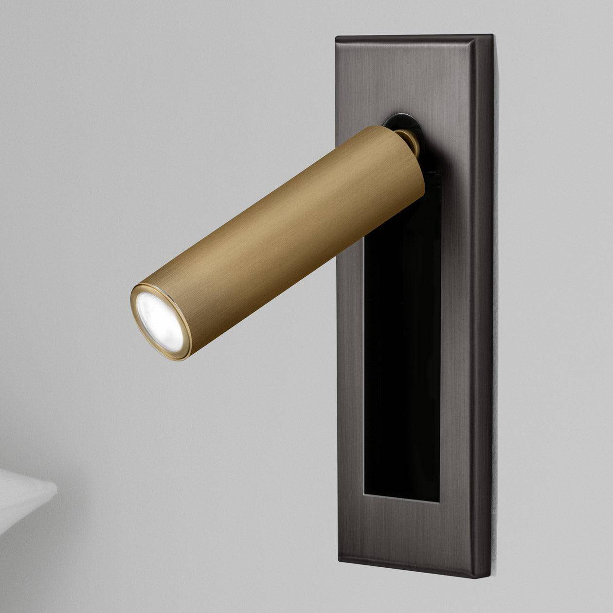 Inbyggd Ljus – Minimalistisk Sängside Vägglampa LED - Mat svart + Koppar / Kallvit / Dia 5cm x H 15.5cm cylinder (Dold knapp)