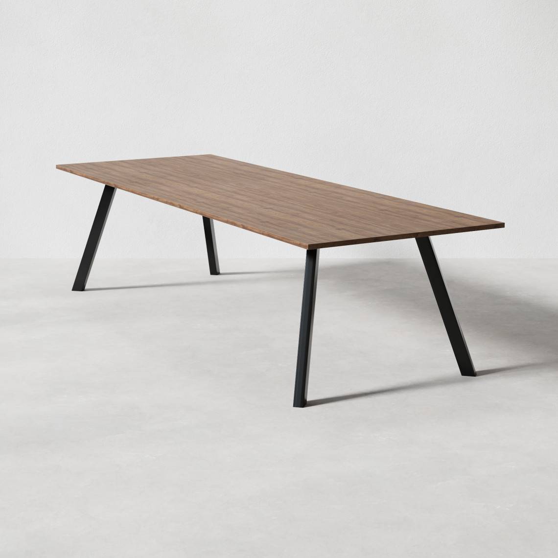 Konferensbord Viggo, Höjd 73 cm, Längd 180 cm, Bordsskiva Valnöt, Underrede Svart
