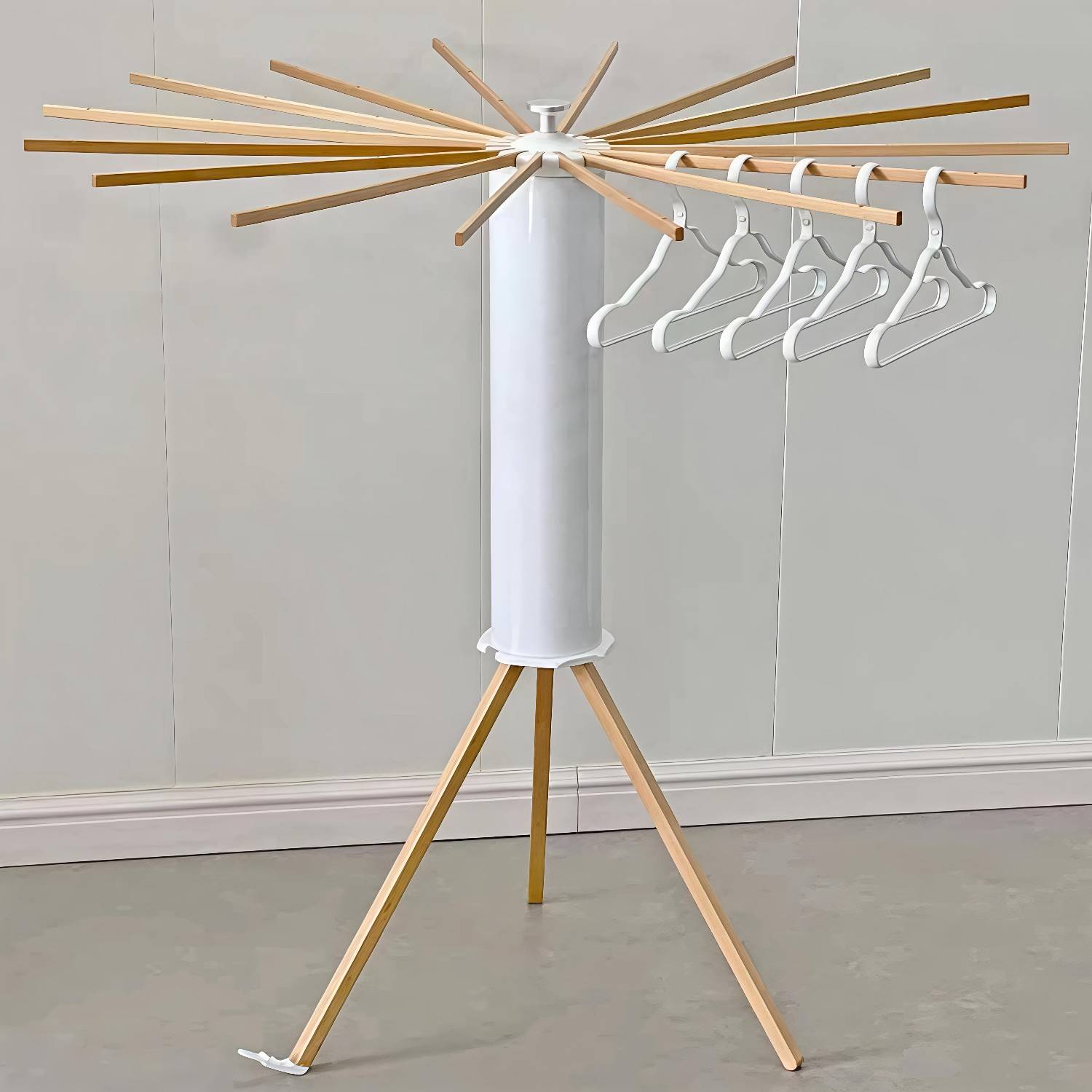 Octopus Clothes Drying Rack Multi-Pole 70Lbs Load Tripod Stand Folding Balcony Clothes Rod for Indoor Outdoor Wardrobe Organizer
