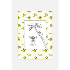 Postery - Pippi Eating Bananas Poster - Gul - size: 50x70 (50x70)