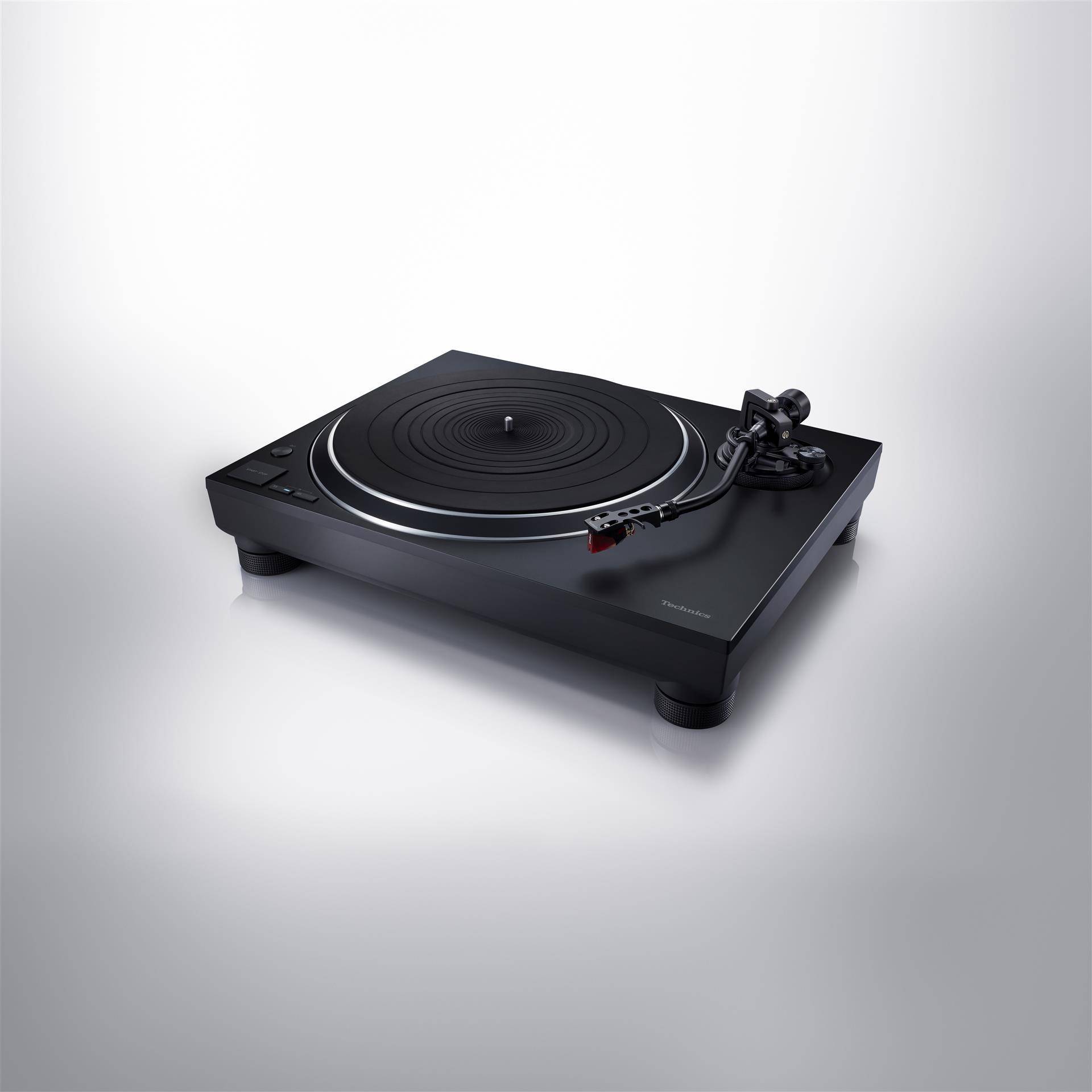 Technics SL-1500.