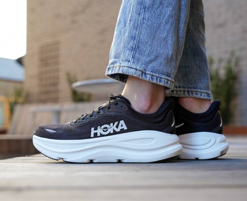 Hoka W BONDI 9 Black/White, EU 34 2/3