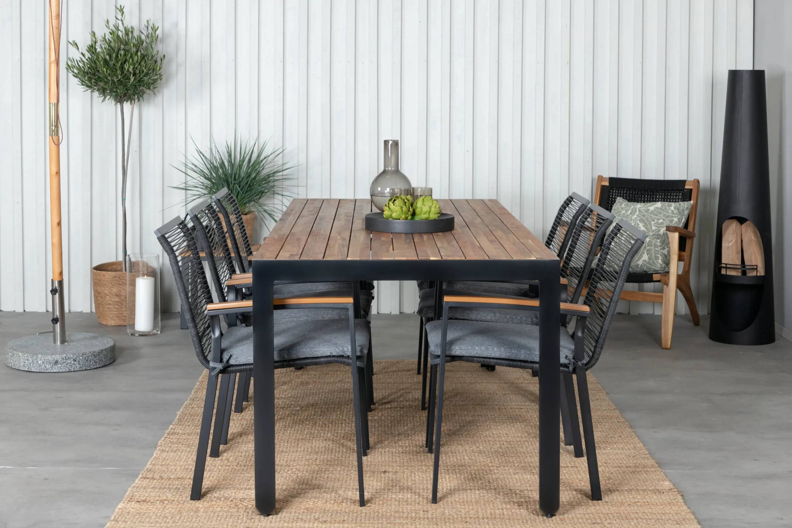 Bois & Dallas - 90×205 cm med 6 stolar - Matgrupper utomhus - svart/natur.