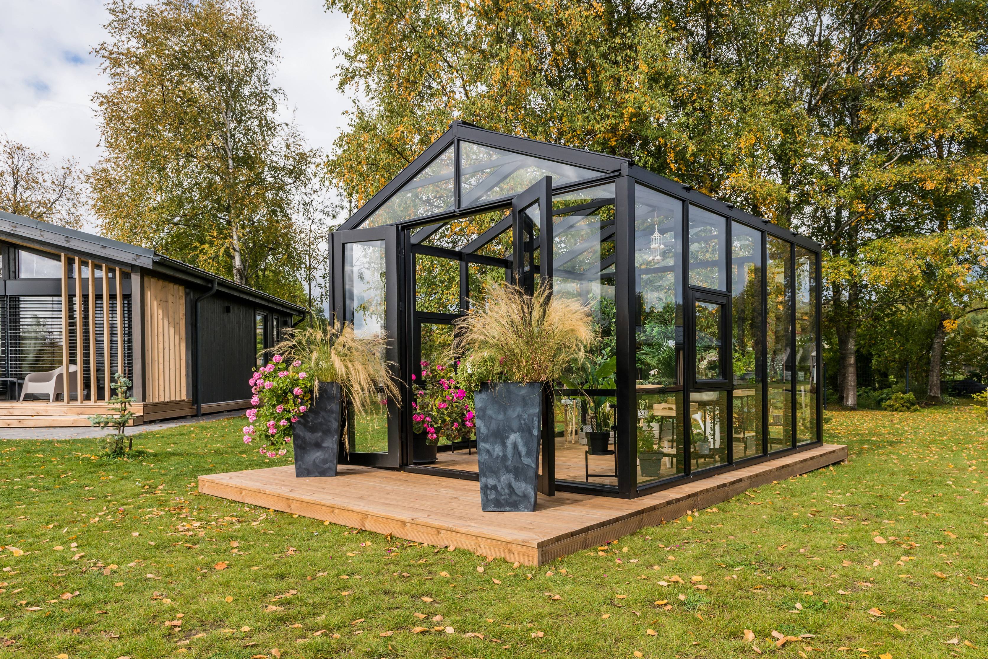 Lignum Träväxthus Stali 5,1 - 14,3 m² 7,4 m² 4 mm härdat glas Ek