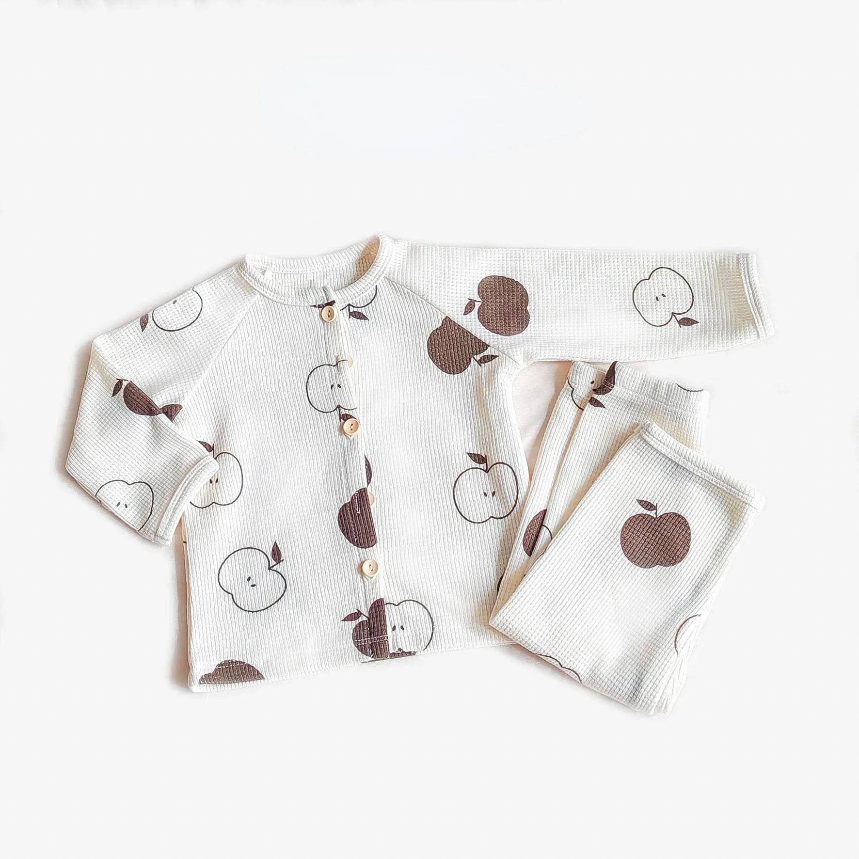 Mini Fashion™ - Luftig bomull - Barnpyjamas Vit - Äpplen / 80 (1 år) | Pedagogiska Träleksaker