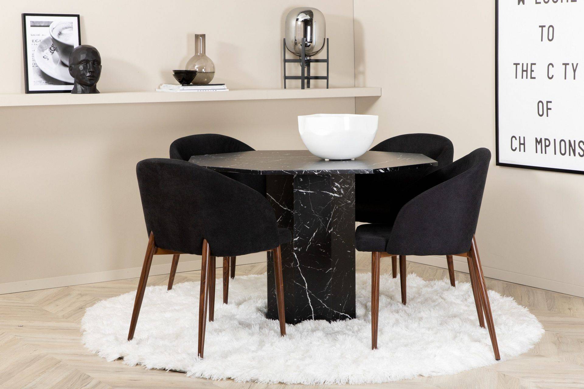 Marbs Matgrupp 110 cm Rund inkl 4 Kullersbro Stolar - Svart/Brun Brun,Svart Venture Home