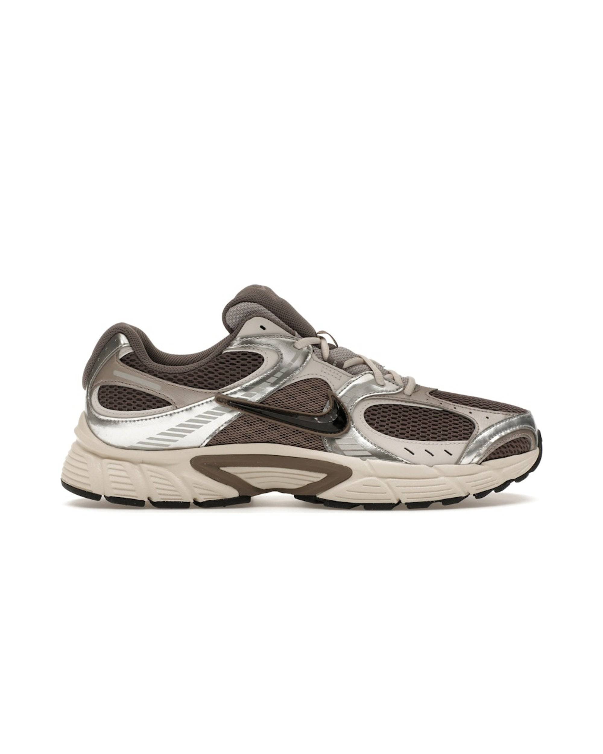 Nike V5 RNR Cave Stone Black - 38.5