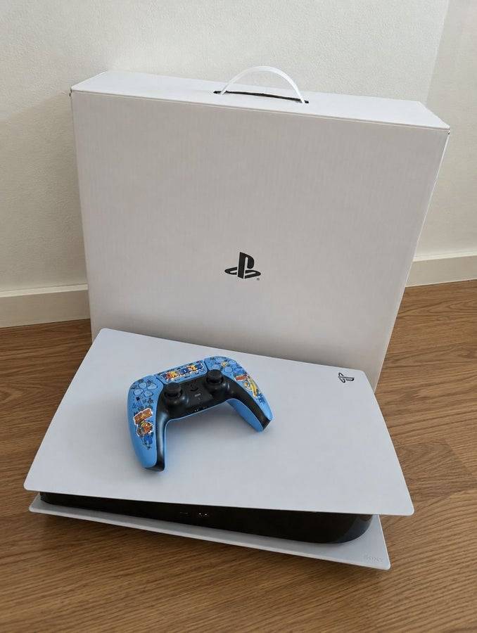 Sony Playstation 5 - 825Gb