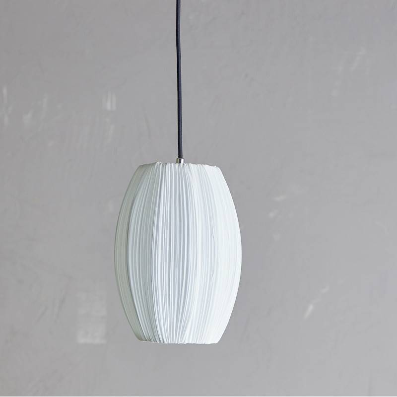 Pendel / loftslampe Pica Hvid m/ sort ledning - Bloomingville H: 28