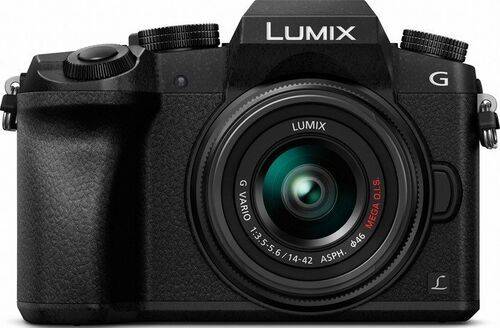 Panasonic Lumix DMC-G70 | Lumix G Vario 14-42mm 3.5-5.6 OIS | svart