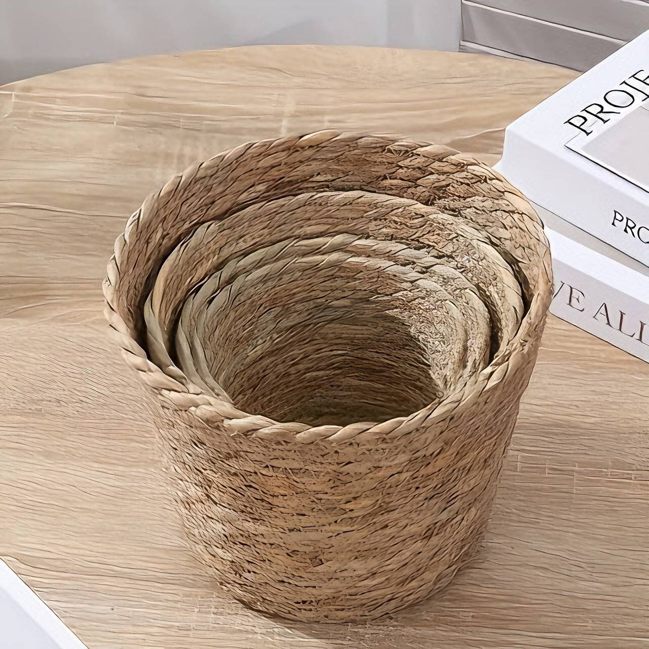 4pcs Set Of Large Round Seagrass Woven Plant Pots - 1pc Large Flower Pot And 1pc Medium Flower Pot And 2pcs Small Flower Pots, Multifunctional Rattan Storage Baskets