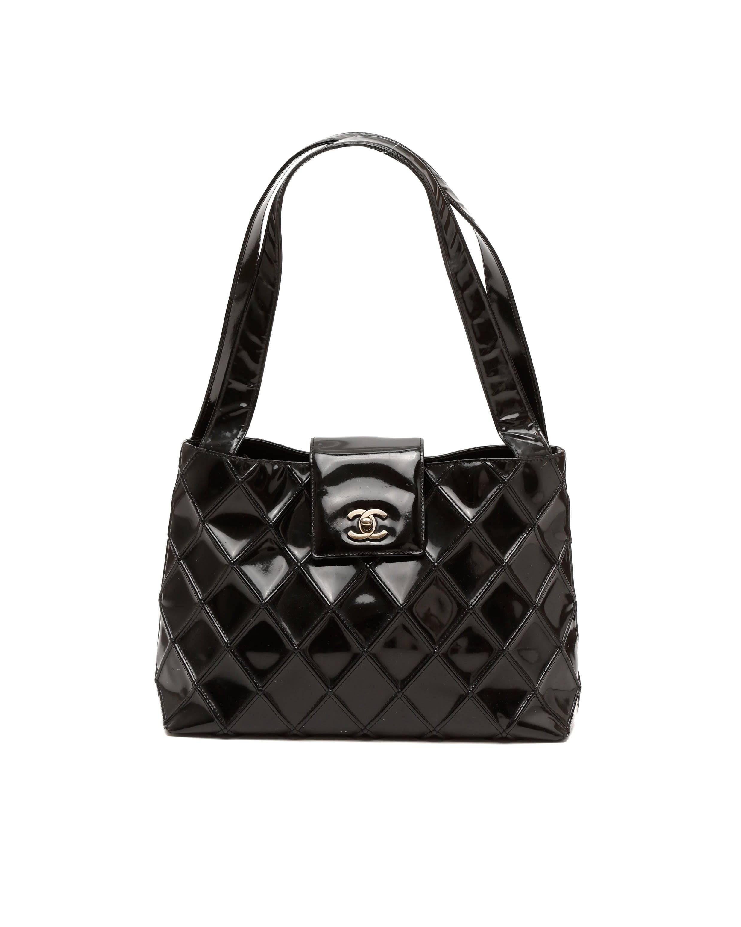 Chanel CC Quilted Patent Bag - Black - One Size