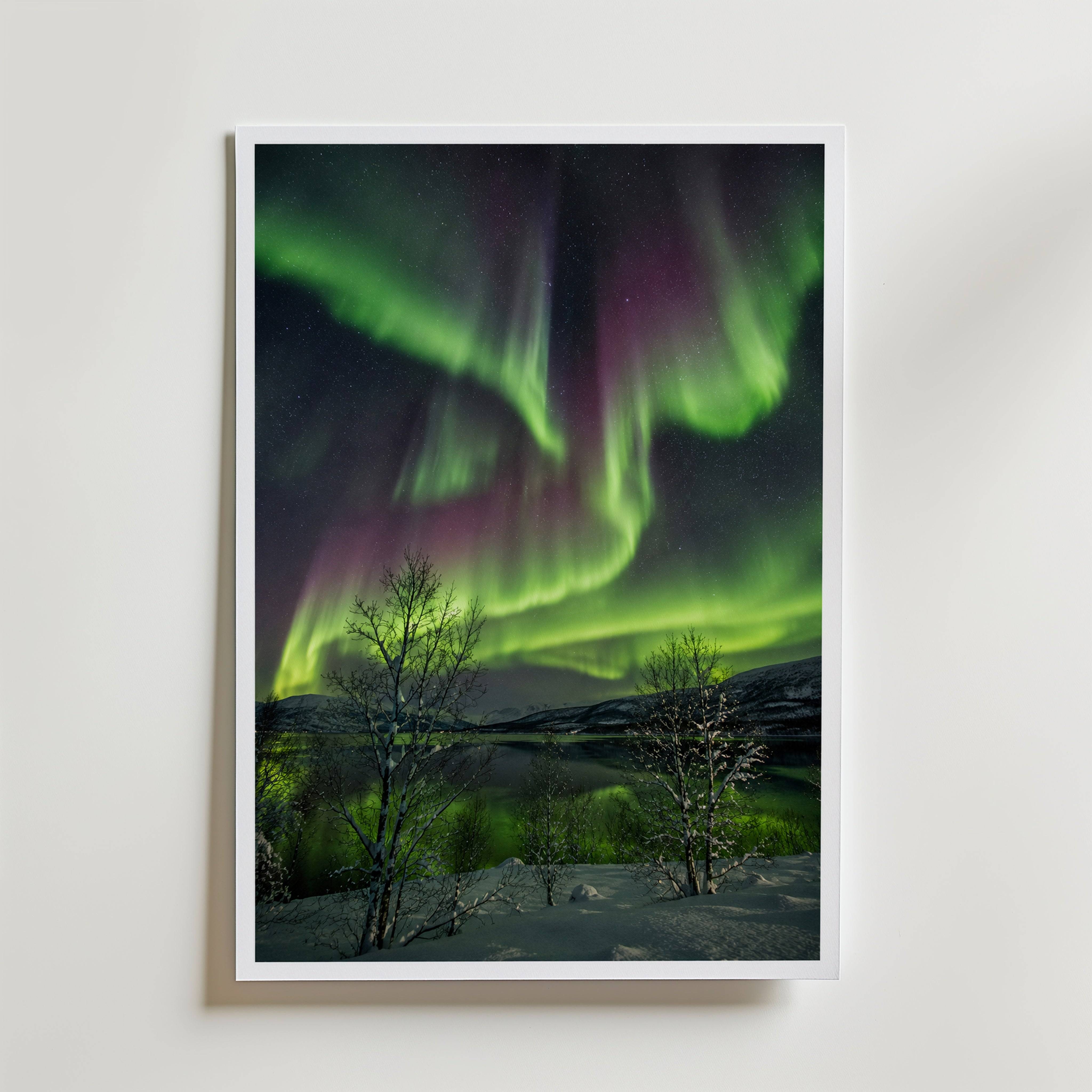 Northern Lights Over the Fells Poster - Fine Art Poster 21x30 cm