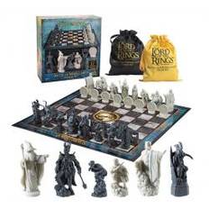 Battle for Middle-Earth Chess Set