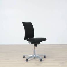 Kontorsstol H04 Credo - Alternativ 3 Kort rygg (med nackstöd)