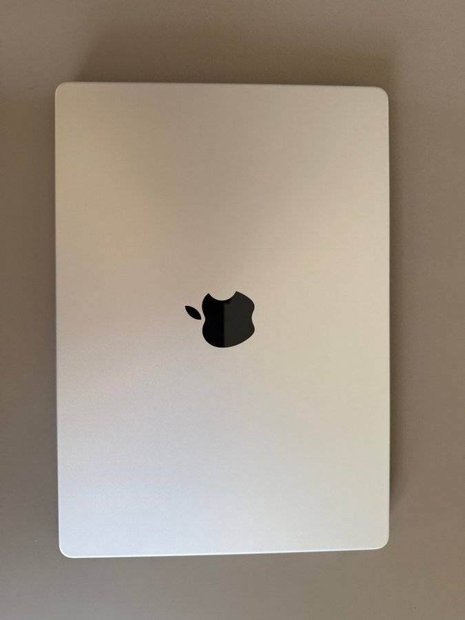 MacBook Pro 14 tum M2 pro 2023