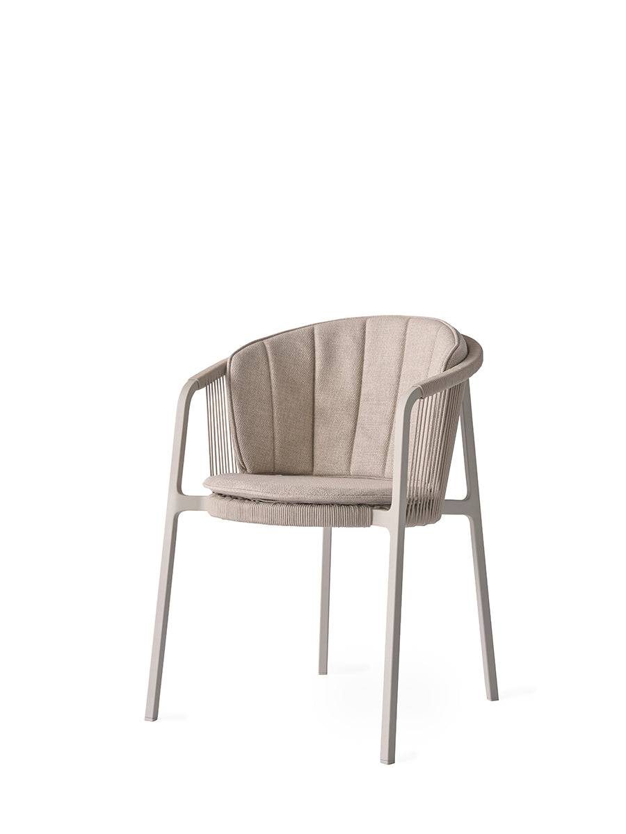 VIPP710 Lagrasse Chair inkl. sæde- og ryghynde fra Vipp - Jacobsen Plus