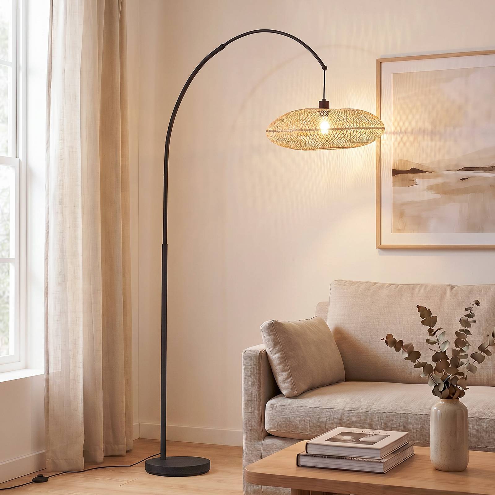 Golvlampa Solvian Lindby, Svart, Vardagsrum / matsal, Metall, Modern, Golvlampa